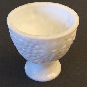 Vintage Avon White Milk Glass vase